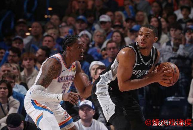 福克斯29分主宰比赛!马刺117-102大胜雷霆,文班亚马19+11让卫冕冠军陷入困境 福克斯29分主宰比赛!马刺117-102大胜雷霆,文班亚马19+11让卫冕冠军陷入困境