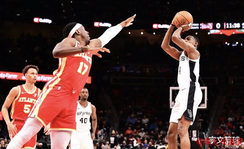 福克斯狂砍49分国王险胜爵士 独行侠力克马刺终结4连败 福克斯狂砍49分国王险胜爵士 独行侠力克马刺终结4连败