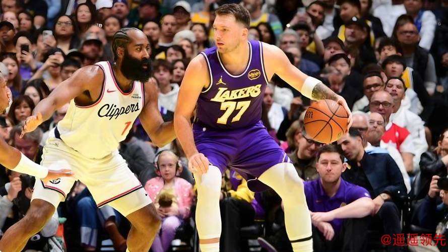 卡登合砍53分力压詹皇36分，快船击败湖人赢下洛城德比