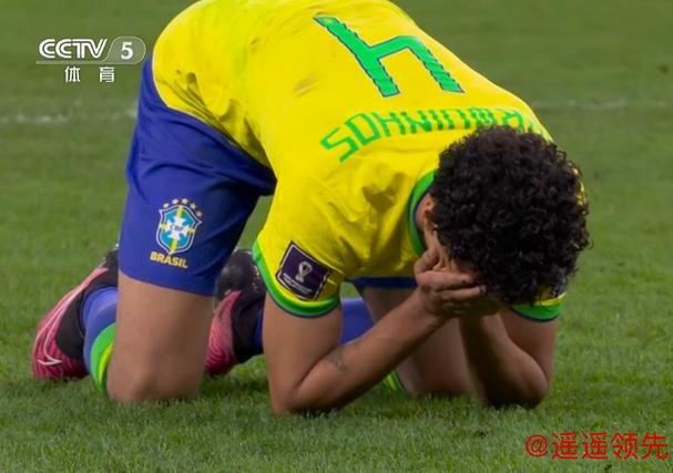 点球大战告负巴西队员痛彻心扉 蒂特决定告别帅位