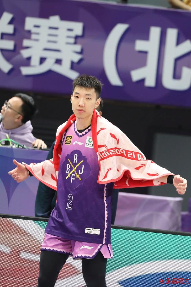 热身赛-廖三宁13+6 中国男篮20分轻取波黑